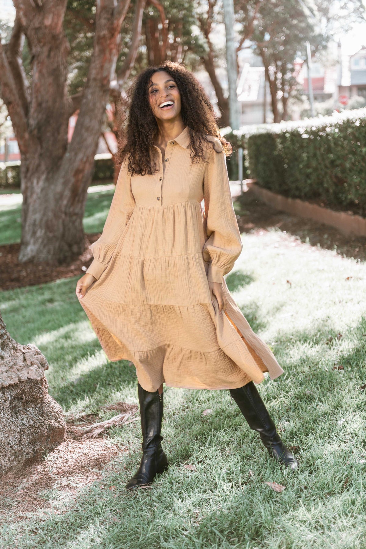 Yas Dress - TAN